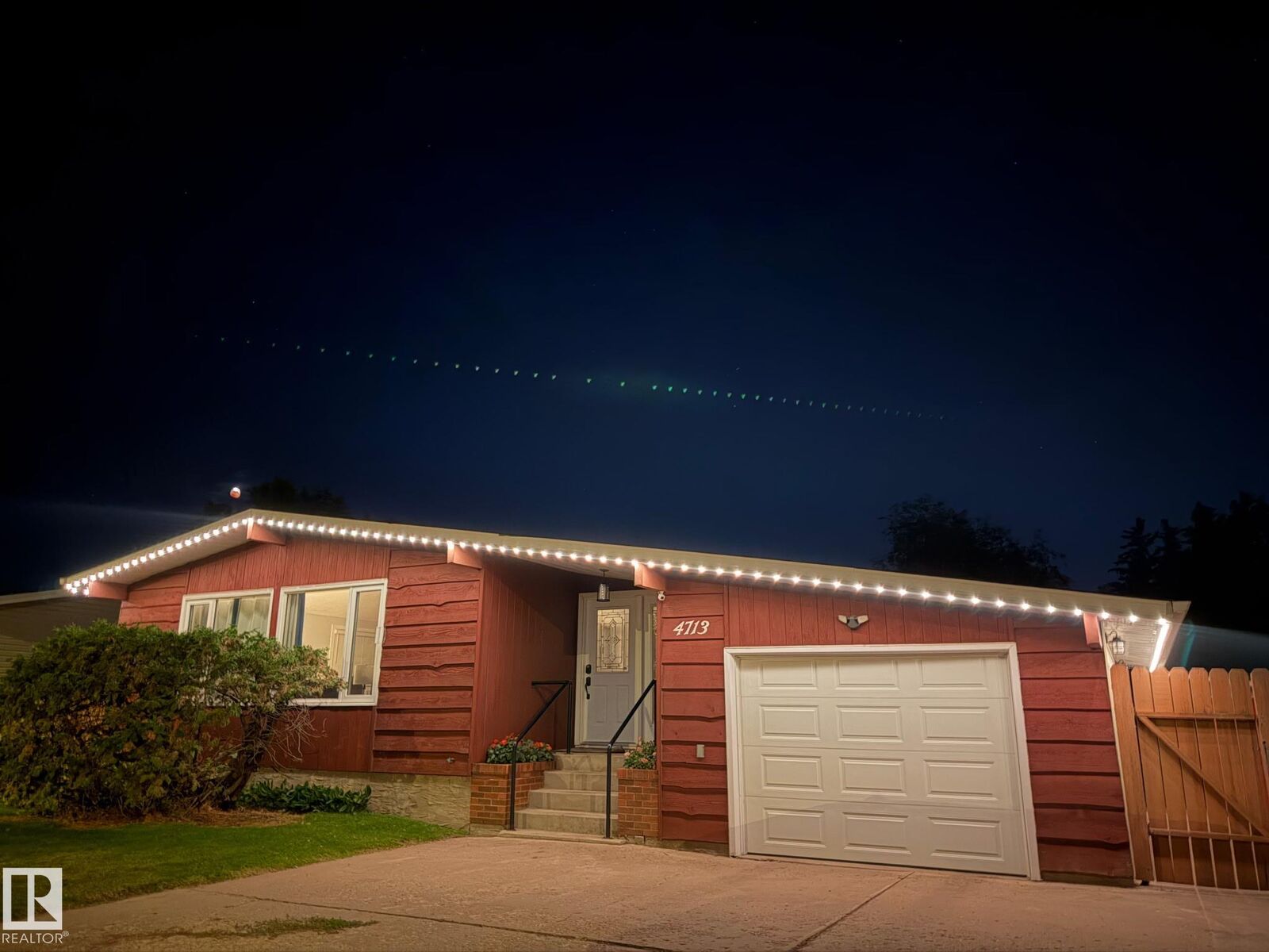 Property Photo:  4713 55 Avenue  AB T9C 1G3 