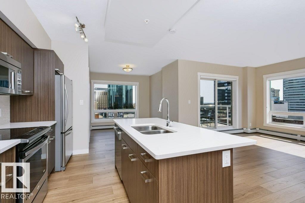 Property Photo: 10410 102 Avenue NW 1002 AB T5J 0E9