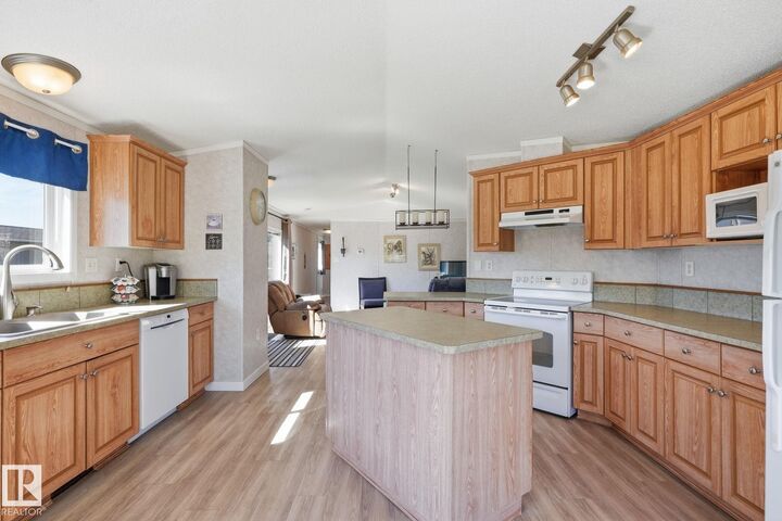 Property Photo: 234 Oak Wood Drive NW AB T6P 0A3