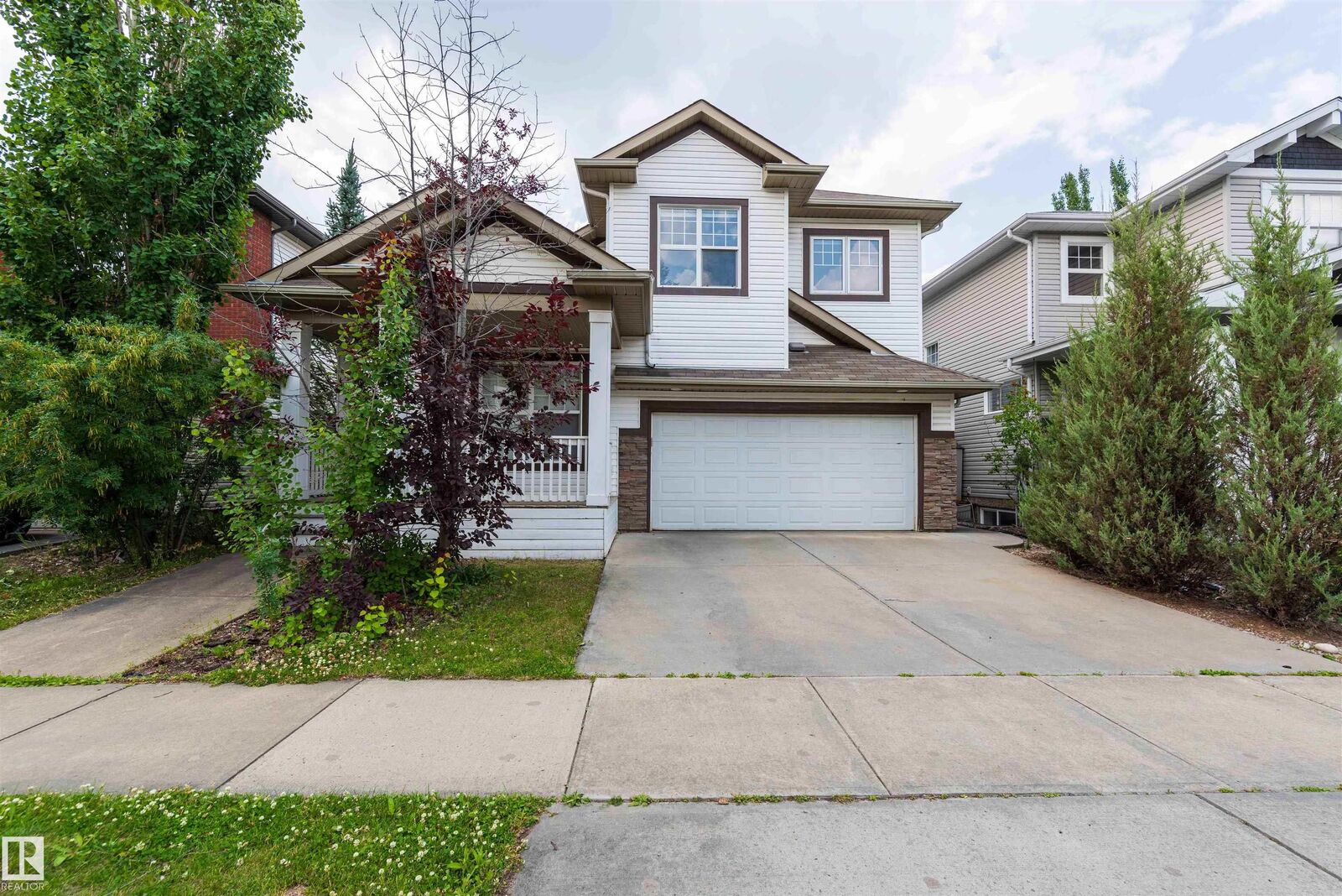 Property Photo:  5092 Thibault Way NW  AB T6R 3J3 
