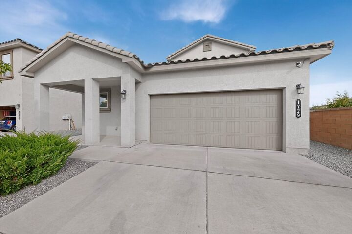 Property Photo: 1729 Valle Vista Road NW NM 87031