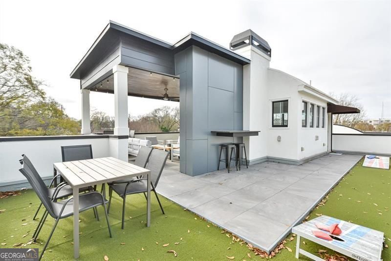 Property Photo:  1227 Atlantic Drive NW  GA 30318 