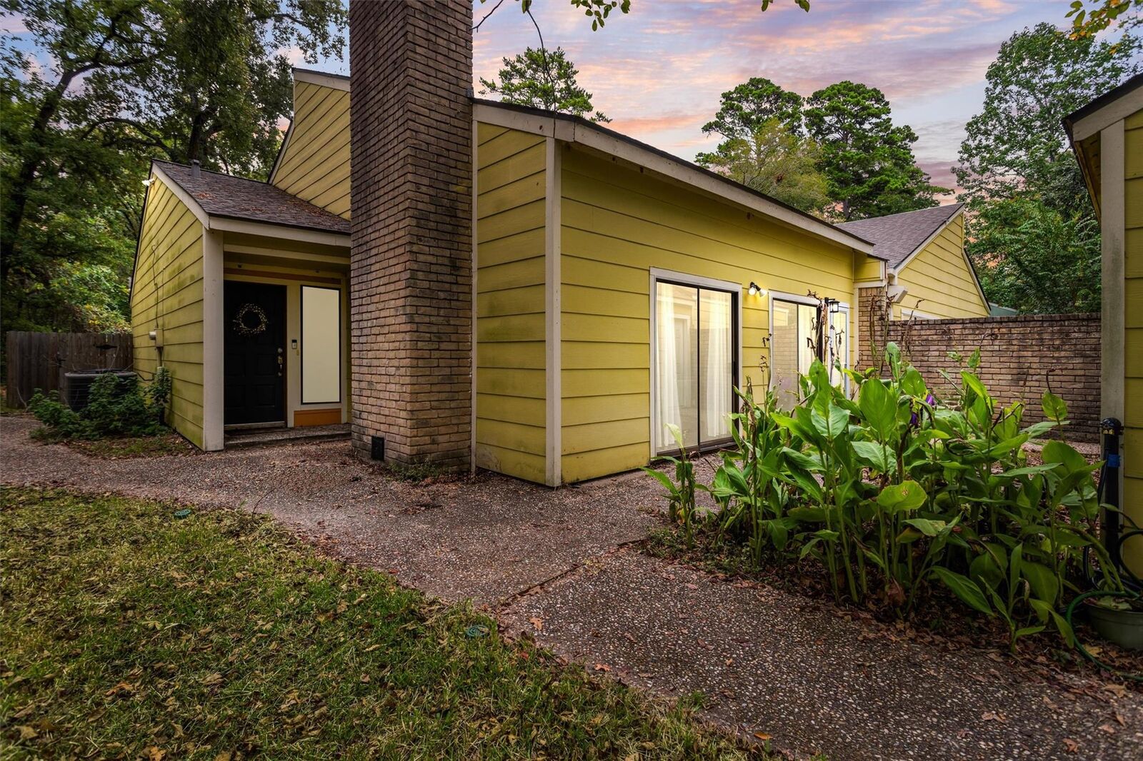 Property Photo: 24648 Pools Creek Drive TX 77320