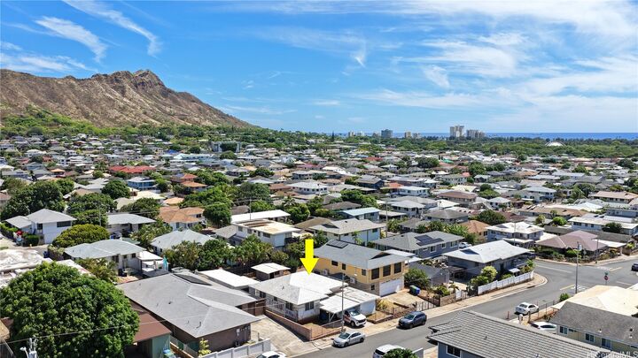 Property Photo: 3317 Esther Street HI 96815