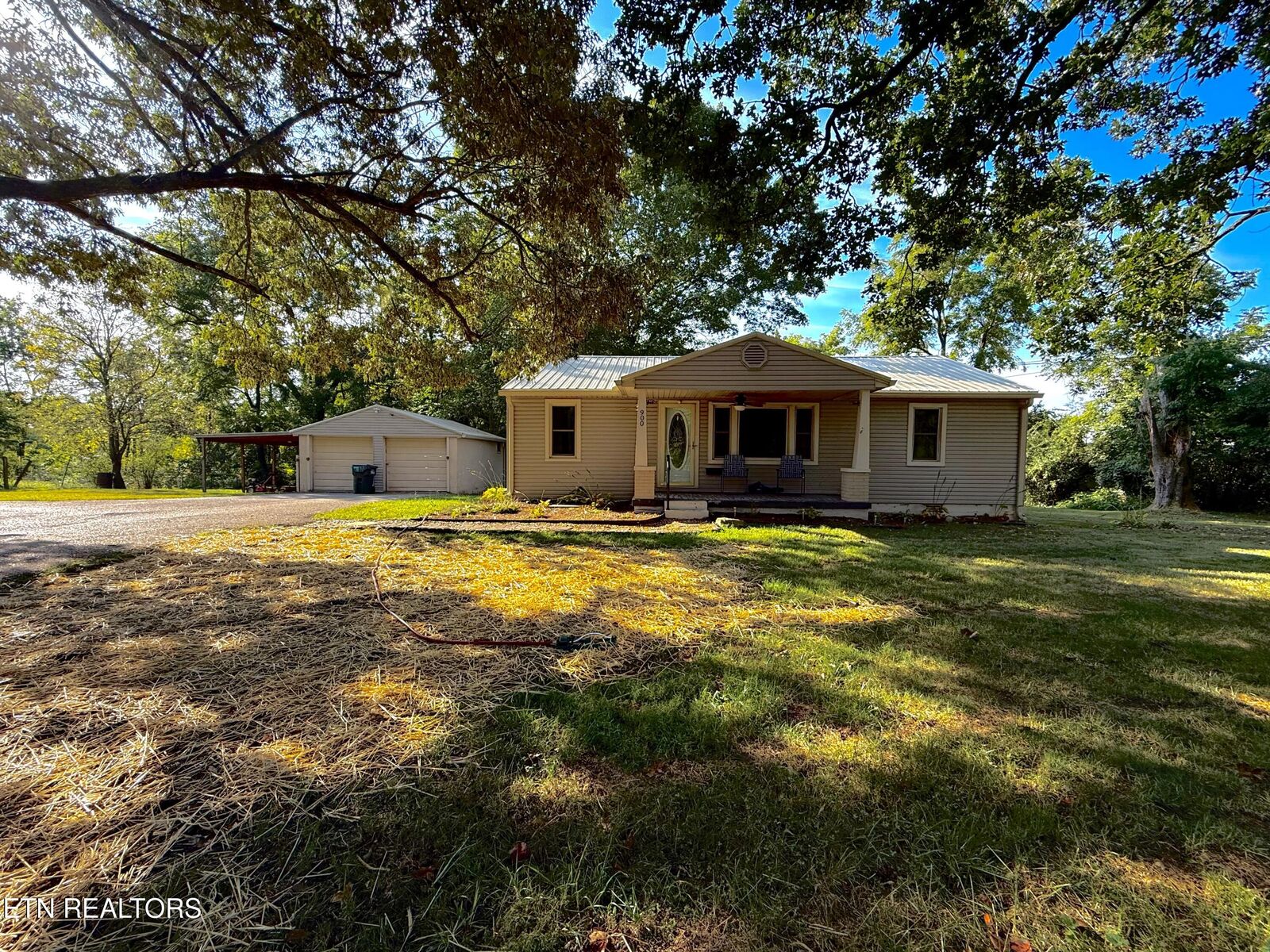 Property Photo:  900 E First St. St  TN 38555 