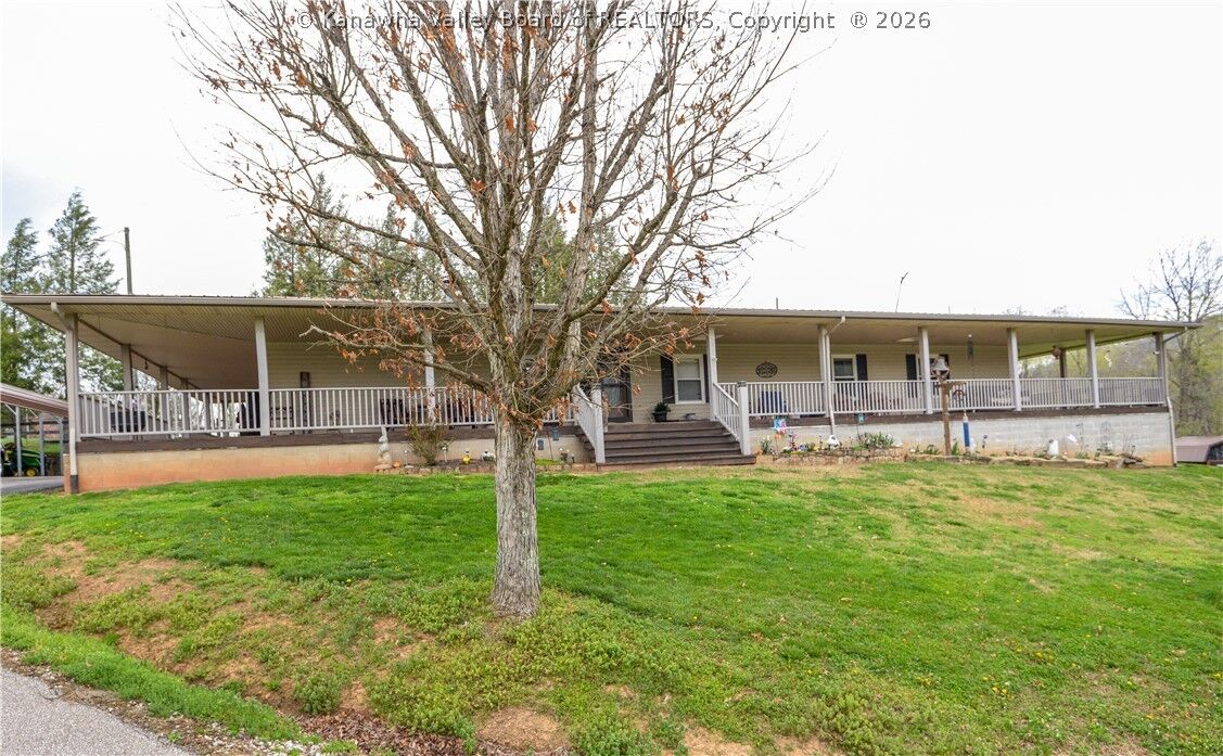 Property Photo: 520 Balser Lane WV 25312