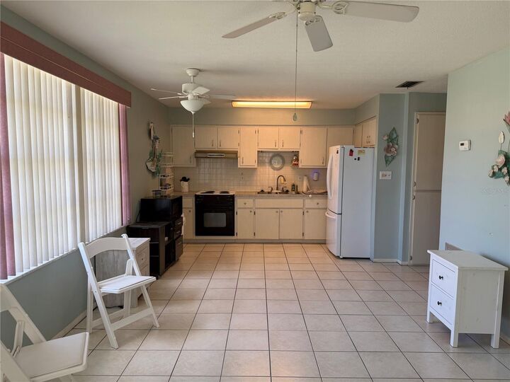 Property Photo:  4340 Tahitian Gardens Circle D  FL 34691 