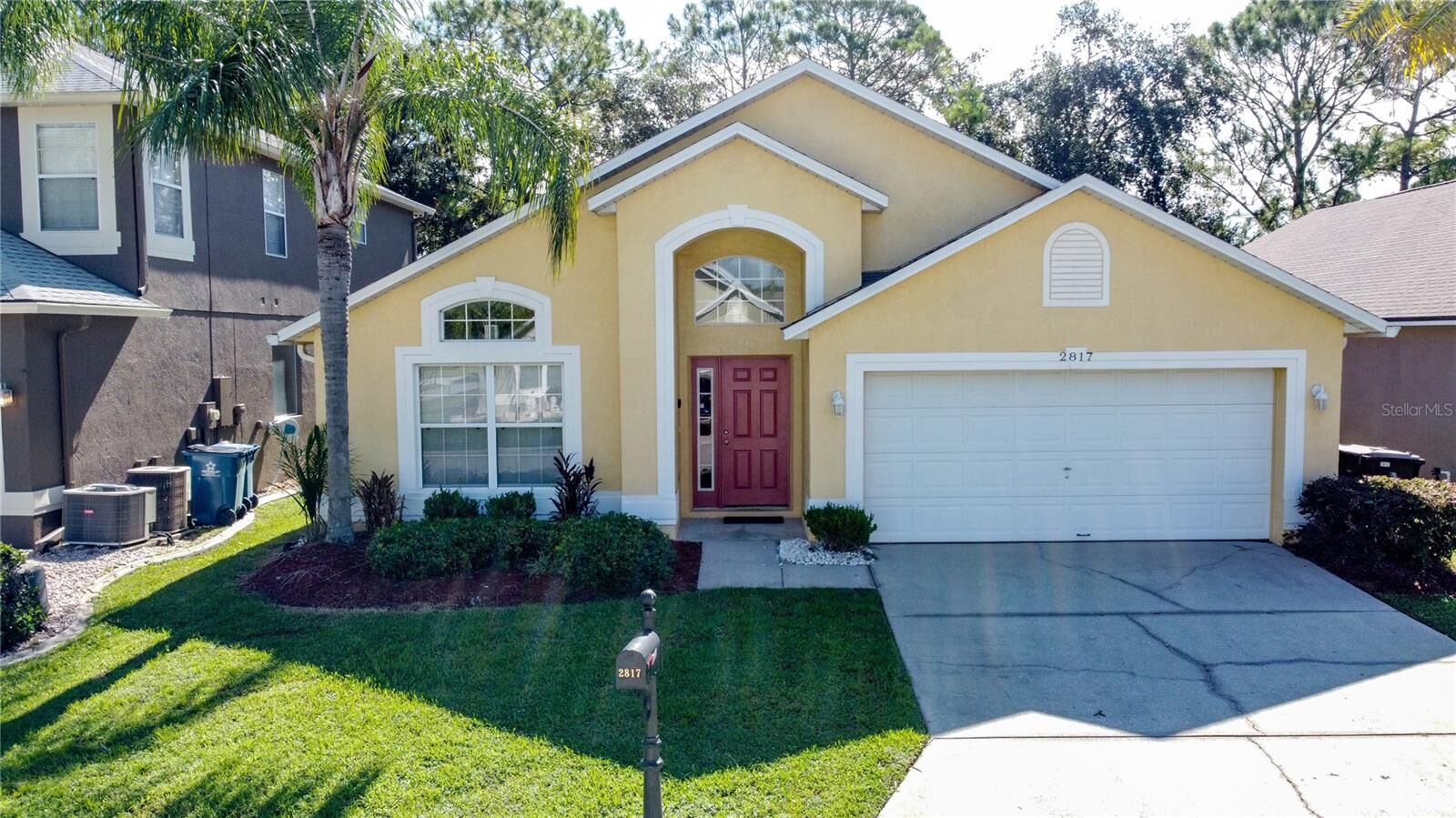 Property Photo: 2817 Kokomo Loop FL 33844