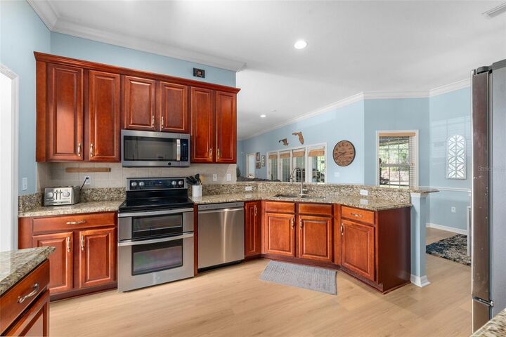Property Photo:  6940 SW 86th Terrace  FL 32608 