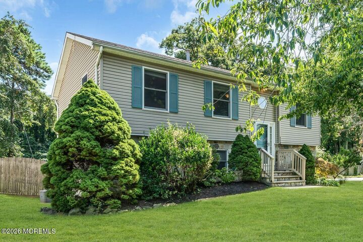 Property Photo:  118 Lakewood Road  NJ 07753 