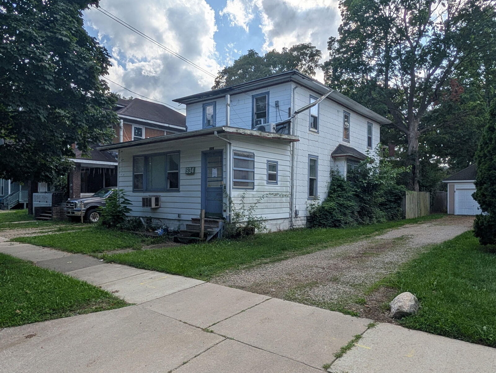 Property Photo: 934 Osborne Street MI 49001