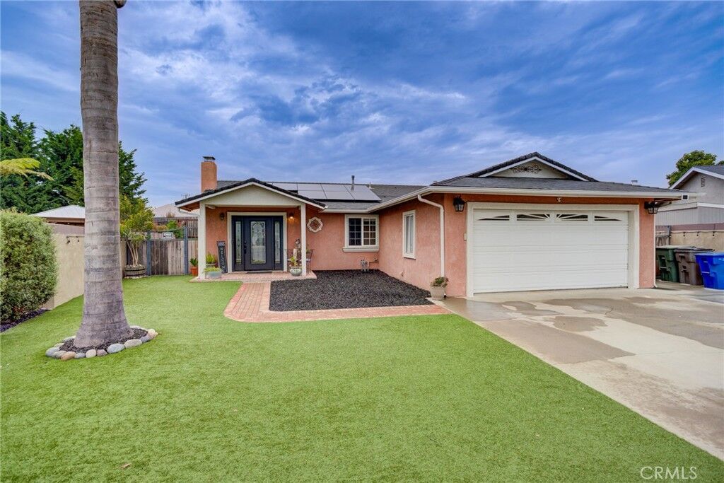 Property Photo:  30 Jalama Court  CA 93433 