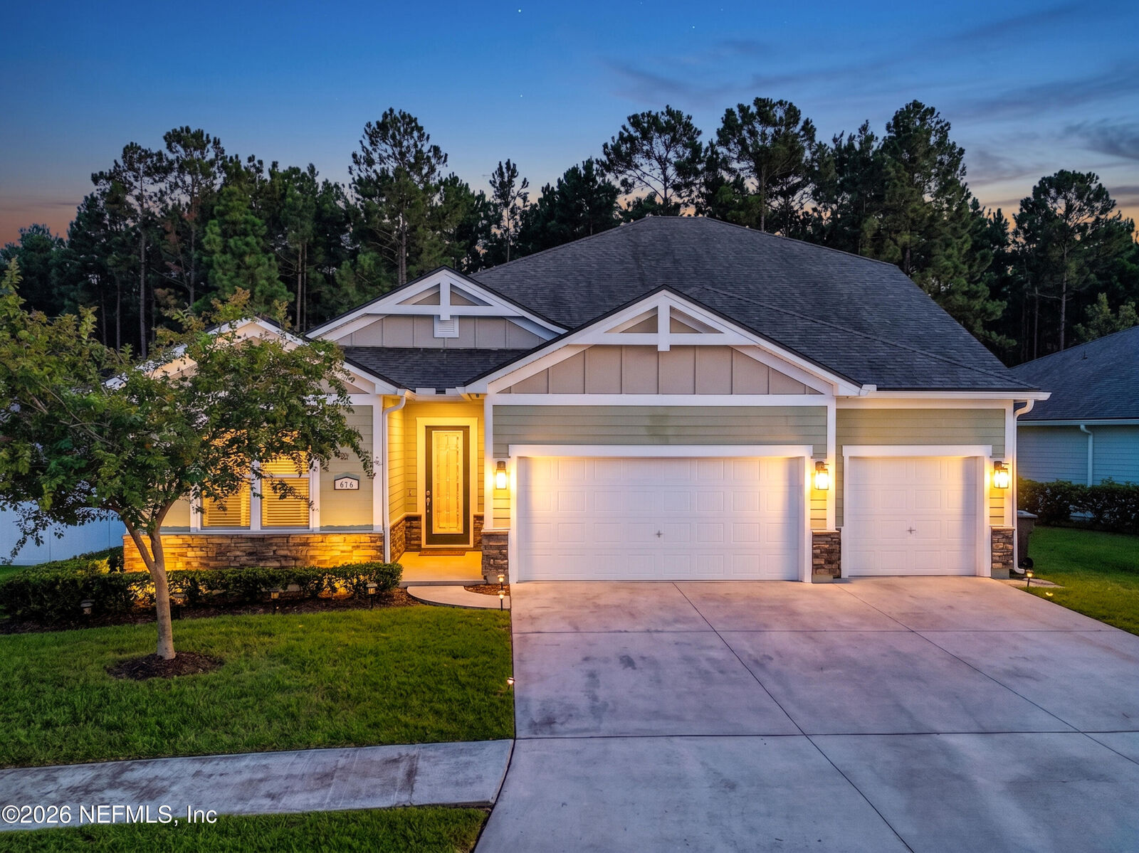 Property Photo:  676 Charter Oaks Boulevard  FL 32065 