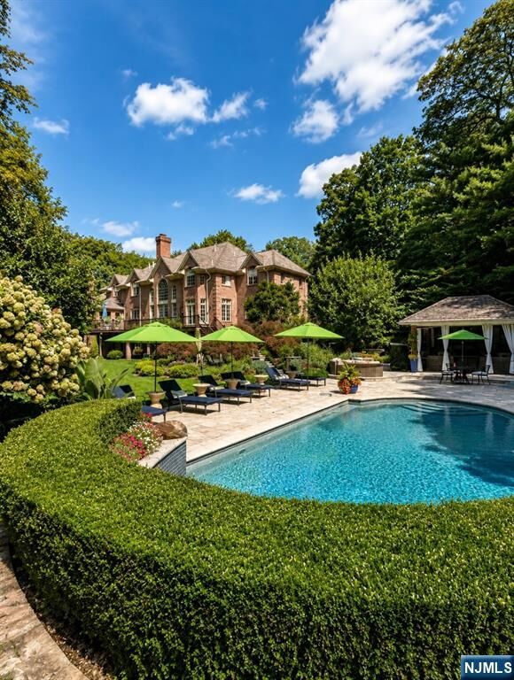 Property Photo:  5 Deer Trail  NJ 07005 