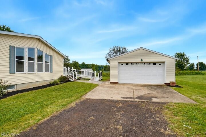 Property Photo:  9529 Lodi Road  OH 44287 