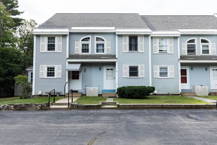 Property Photo: 1400 Turnpike Road NH 03071