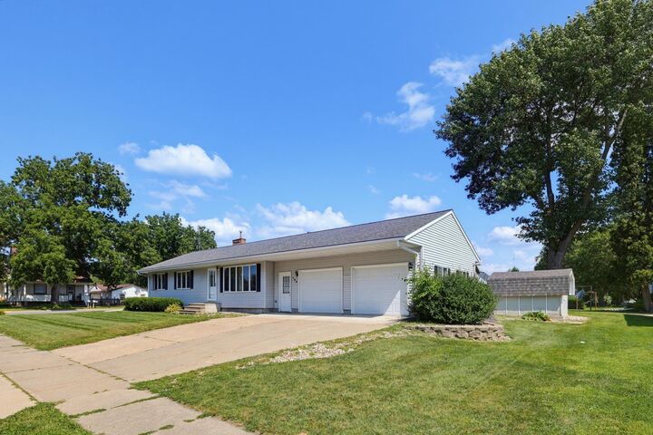 Property Photo: 108 Park Street N MN 55332