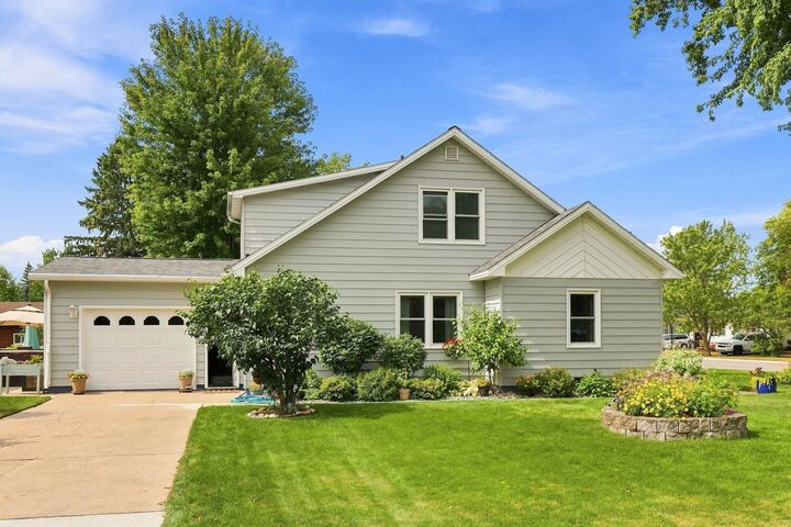Property Photo:  249 1st Street NE  MN 56368 