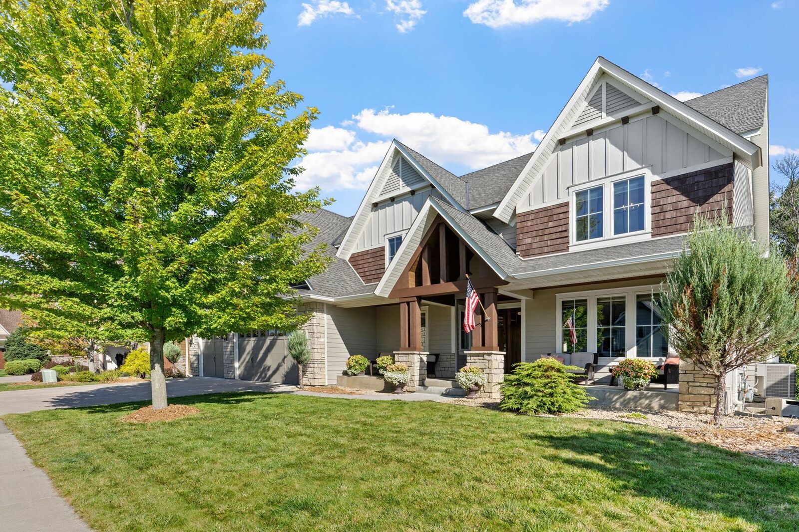 Property Photo:  17276 62nd Avenue N  MN 55311 