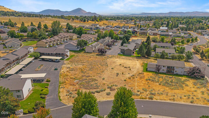 Property Photo: 0 N Hills Drive 904114 OR 97603