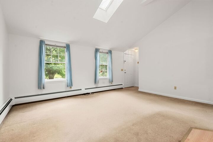 Property Photo:  12 Winifred Ave  MA 01602 