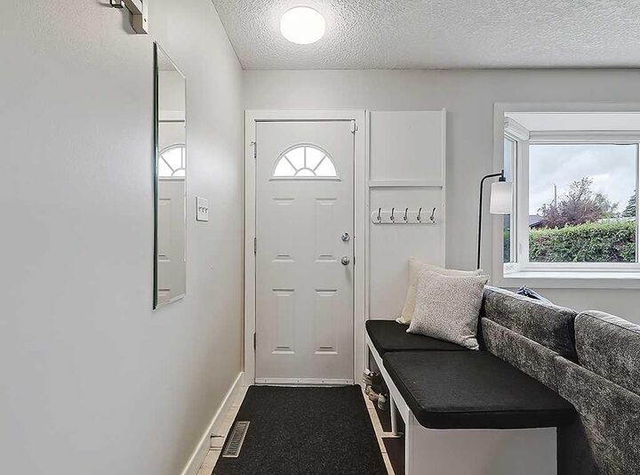 Property Photo: 325 Whitney Crescent SE AB T2J 1E7