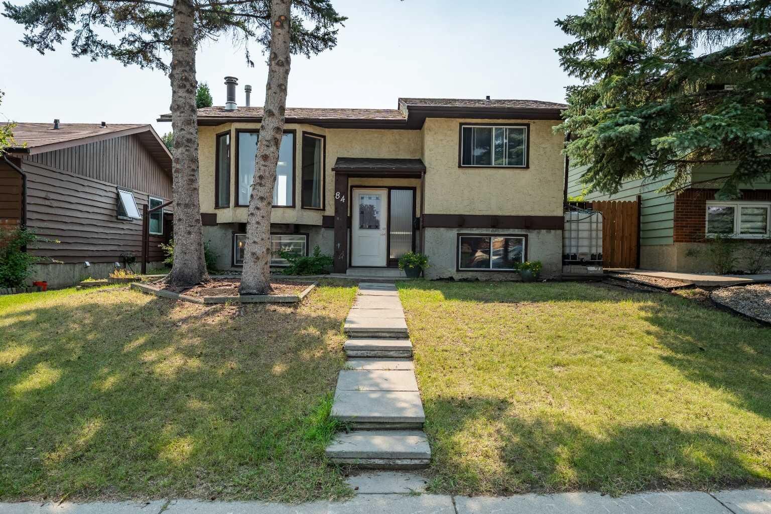 Property Photo:  84 Templehill Drive NE  AB T1Y 4C3 