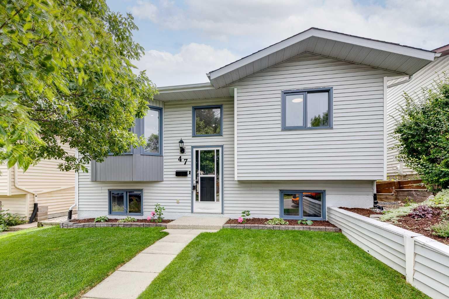 Property Photo: 47 Macewan Meadow Link NW AB T3K 3H4