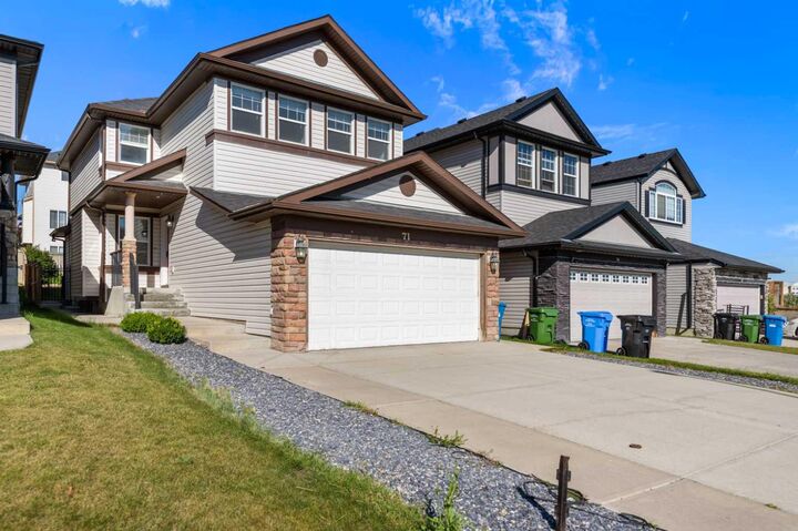 Property Photo: 71 Kinlea Link NW AB T3R 0C3