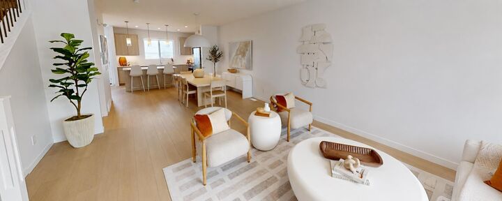 Property Photo:  271 Creekside Manor SW  AB T2X 4B9 