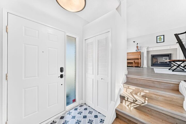Property Photo: 196 Edgedale Way NW AB T3A 2P9