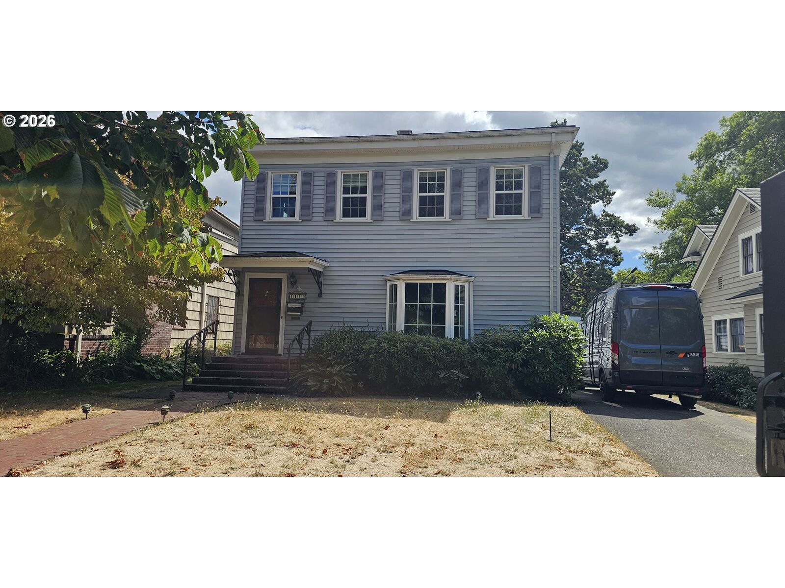 Property Photo:  4114 NE Glisan St  OR 97232 