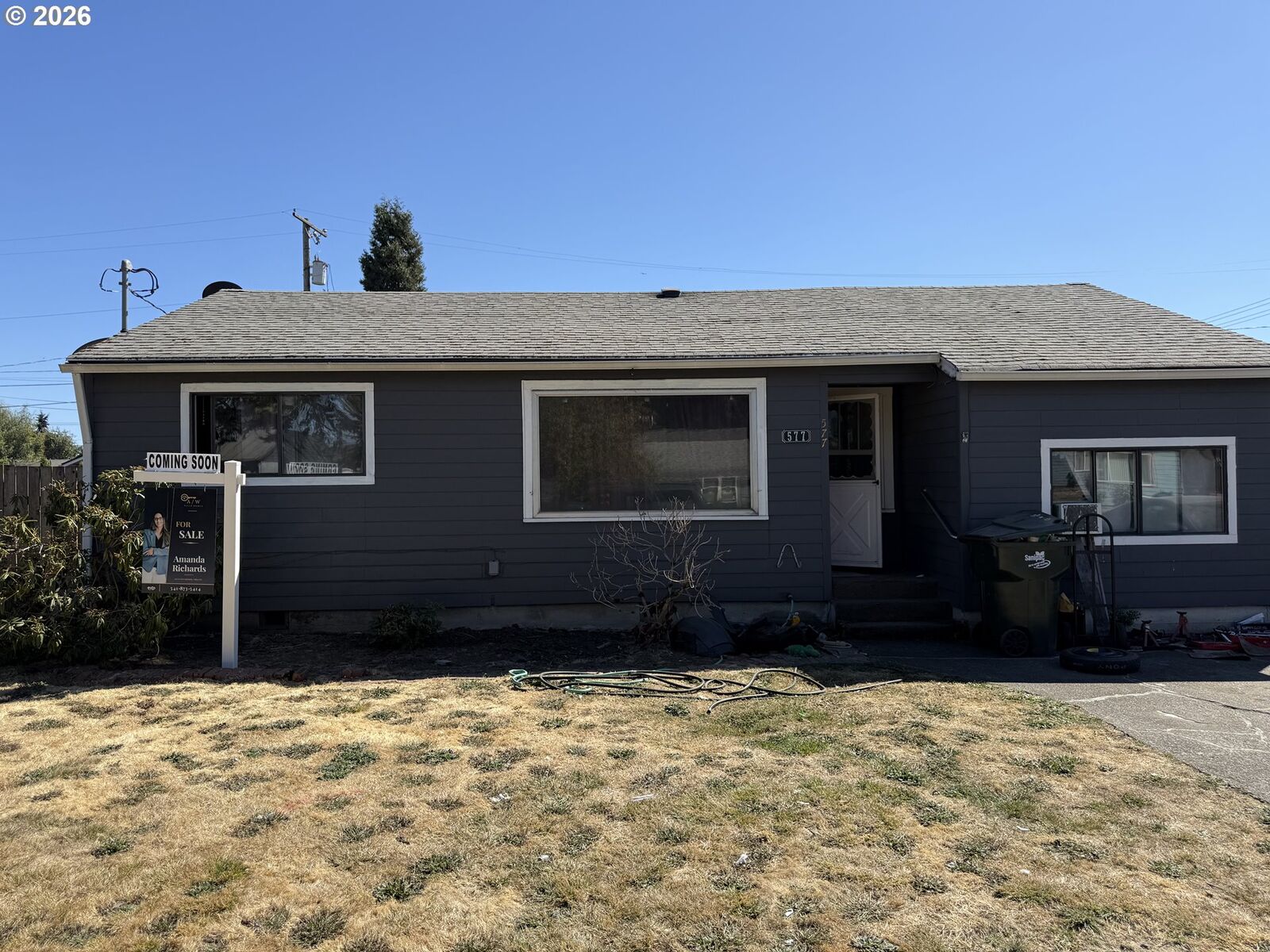 Property Photo: 577 Pacific Ave OR 97477