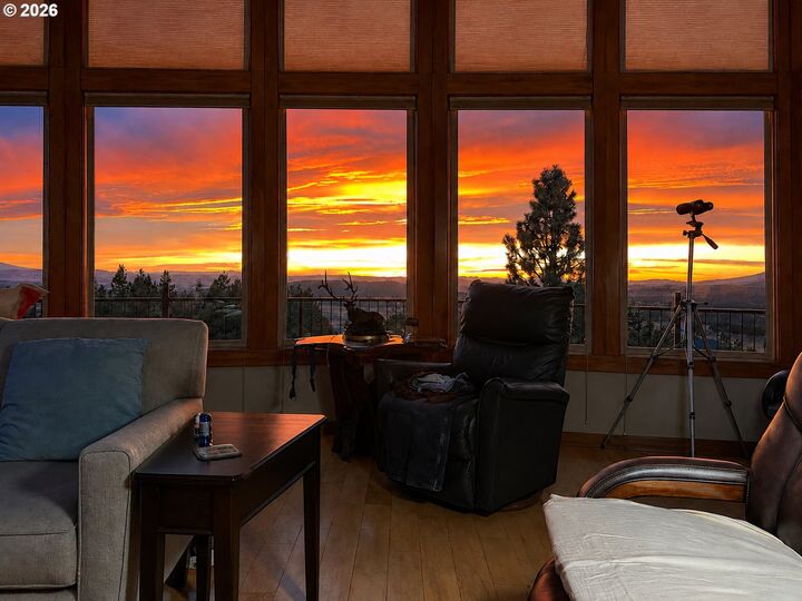 Property Photo:  80 Adams Loop Rd  WA 98620 