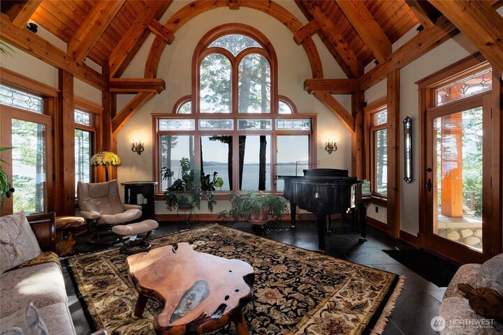 Property Photo:  702  San Juan Drive  WA 98250 