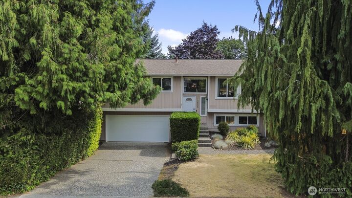 Property Photo: 12906 87th Ave NE WA 98034