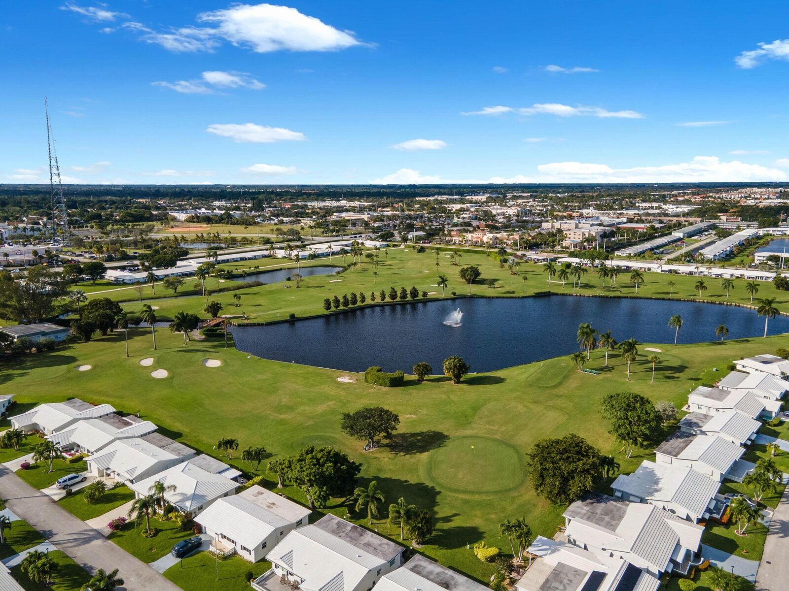 Property Photo: 1103 Siesta Avenue FL 33426