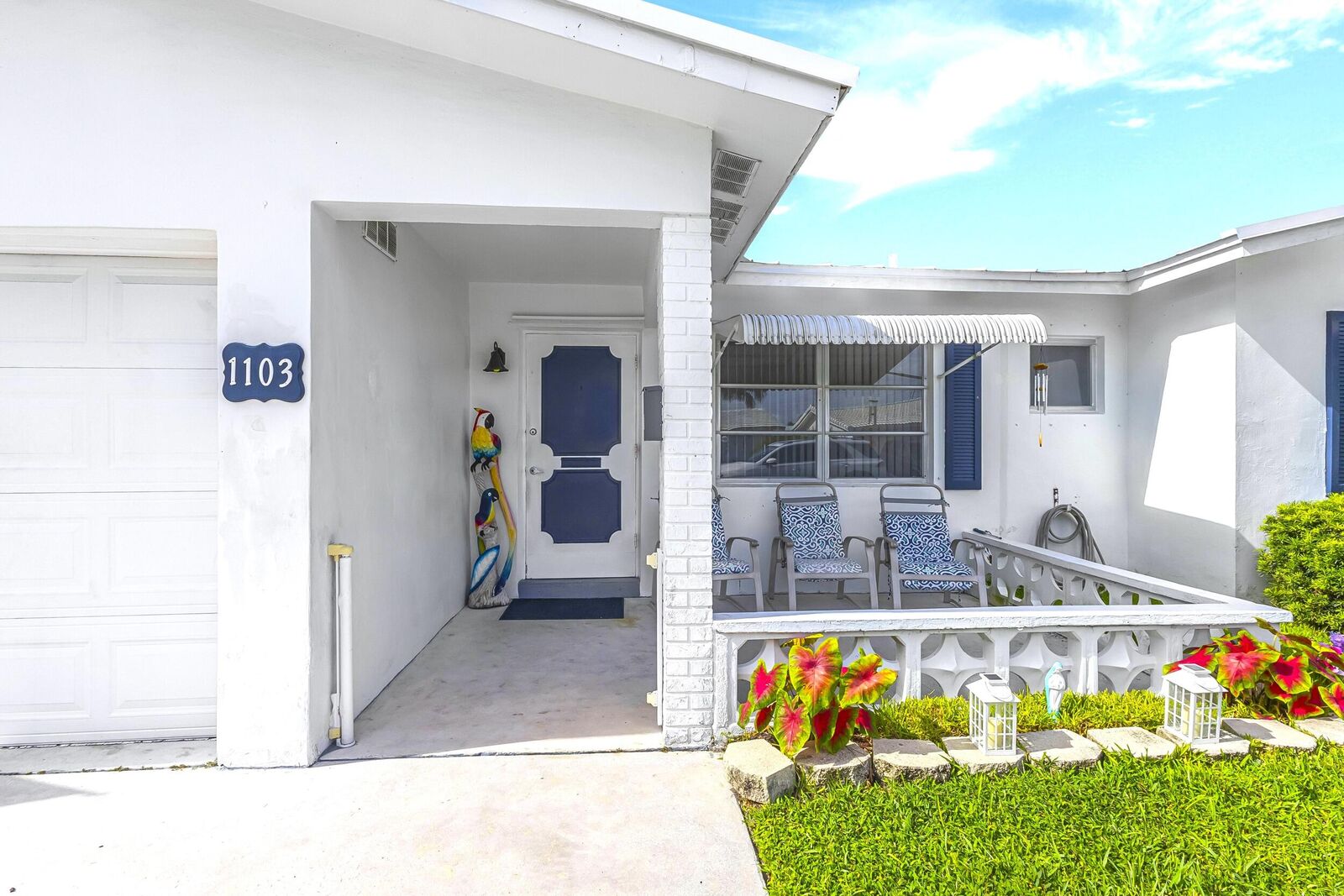 Property Photo:  1103 Siesta Avenue  FL 33426 
