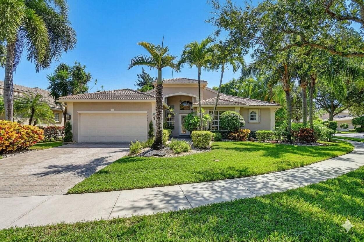 Property Photo: 8934 Majorca Bay Drive FL 33467
