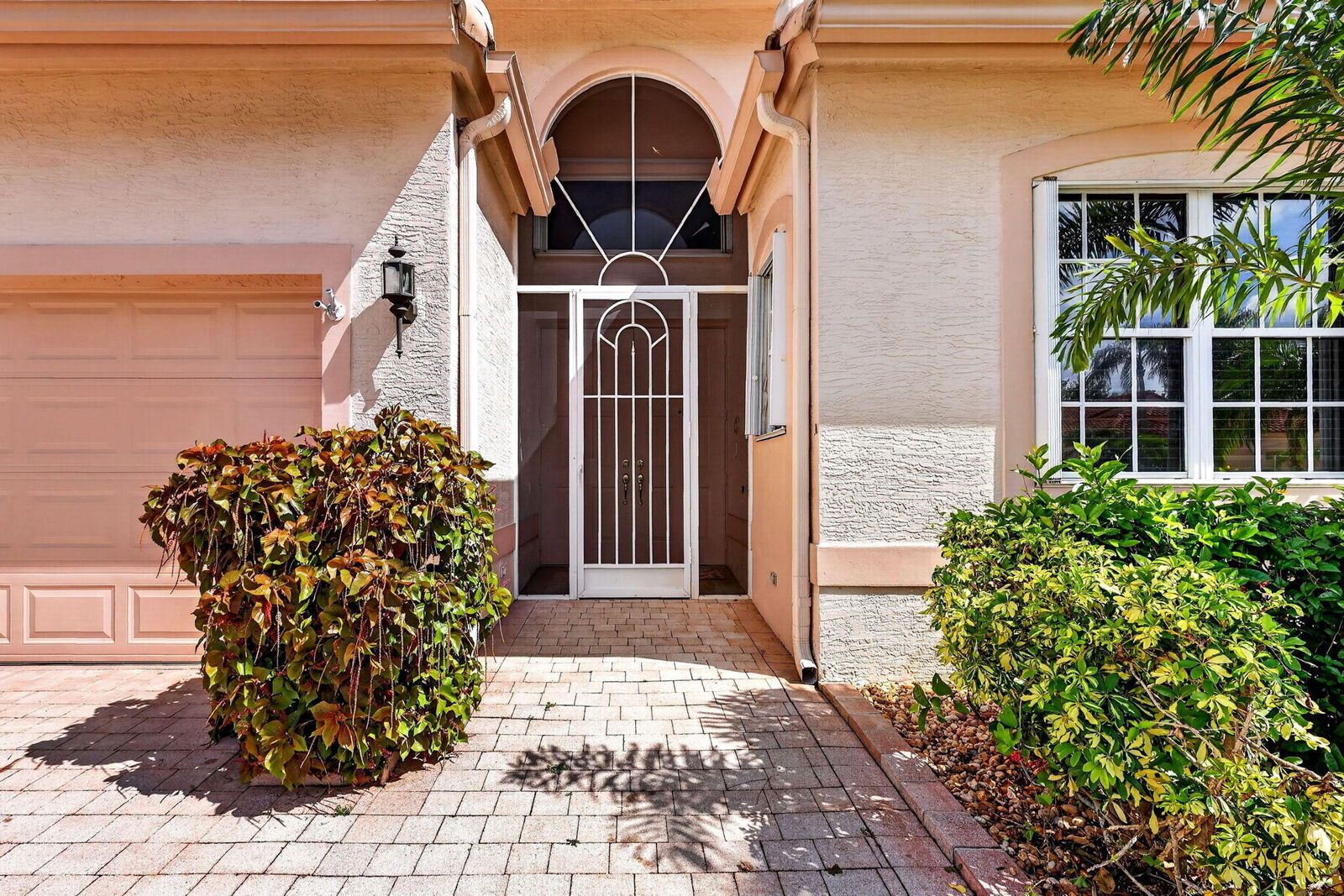 Property Photo: 174 NW Lawton Road FL 34986