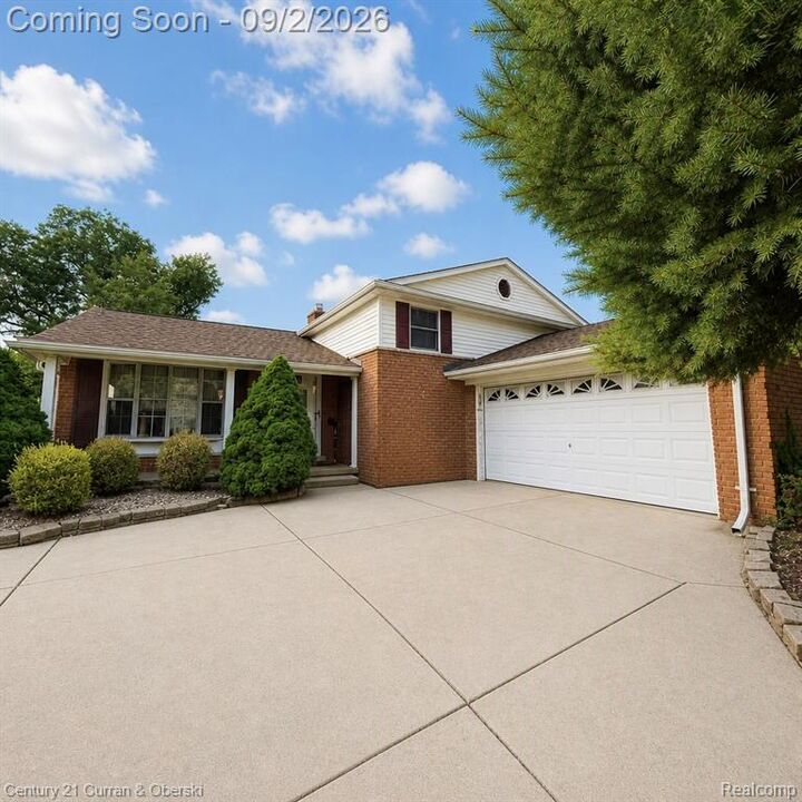 Property Photo:  4580 Parkside Boulevard  MI 48101 