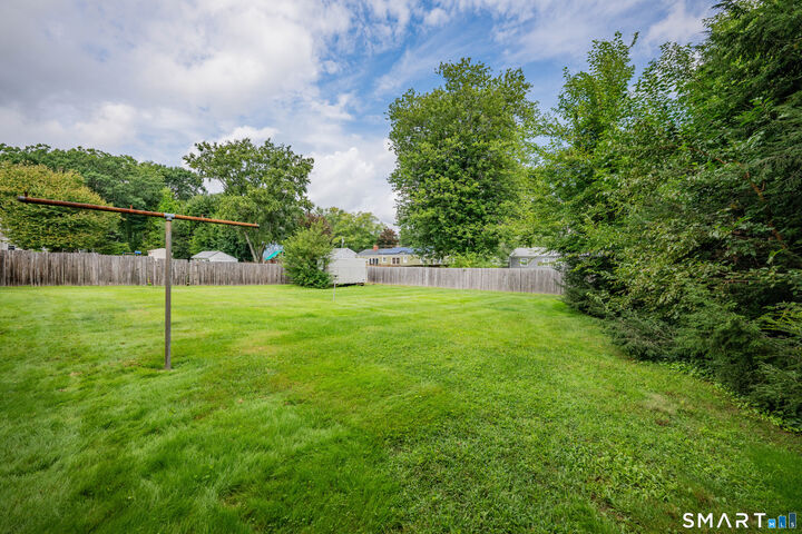 Property Photo:  130 Country Lane  CT 06118 