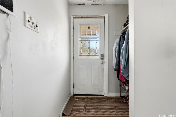 Property Photo:  1722 Macpherson Avenue  SK S4S 4C9 