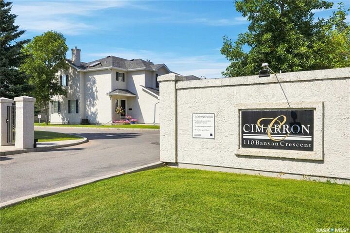 Property Photo: 110 Banyan Crescent 5 SK S7V 1G7