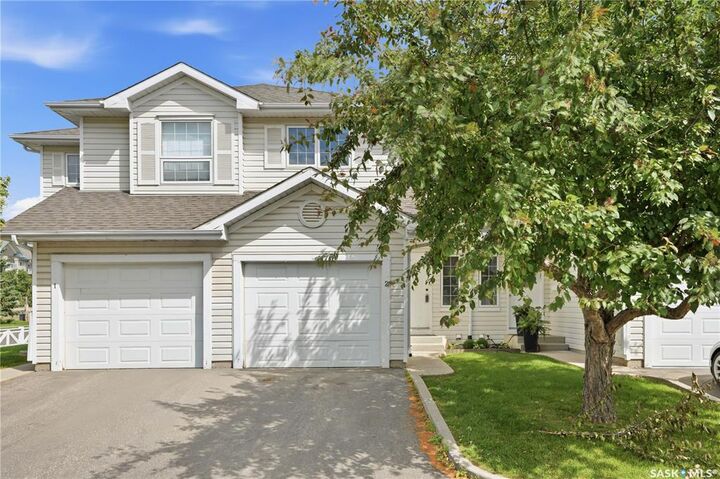 Property Photo:  110 Keevil Crescent 2  SK S7N 4N8 
