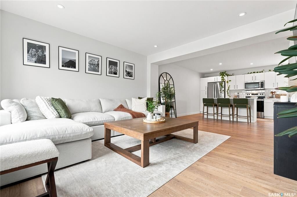 Property Photo:  651 Dubois Crescent 12  SK S7V 0R3 