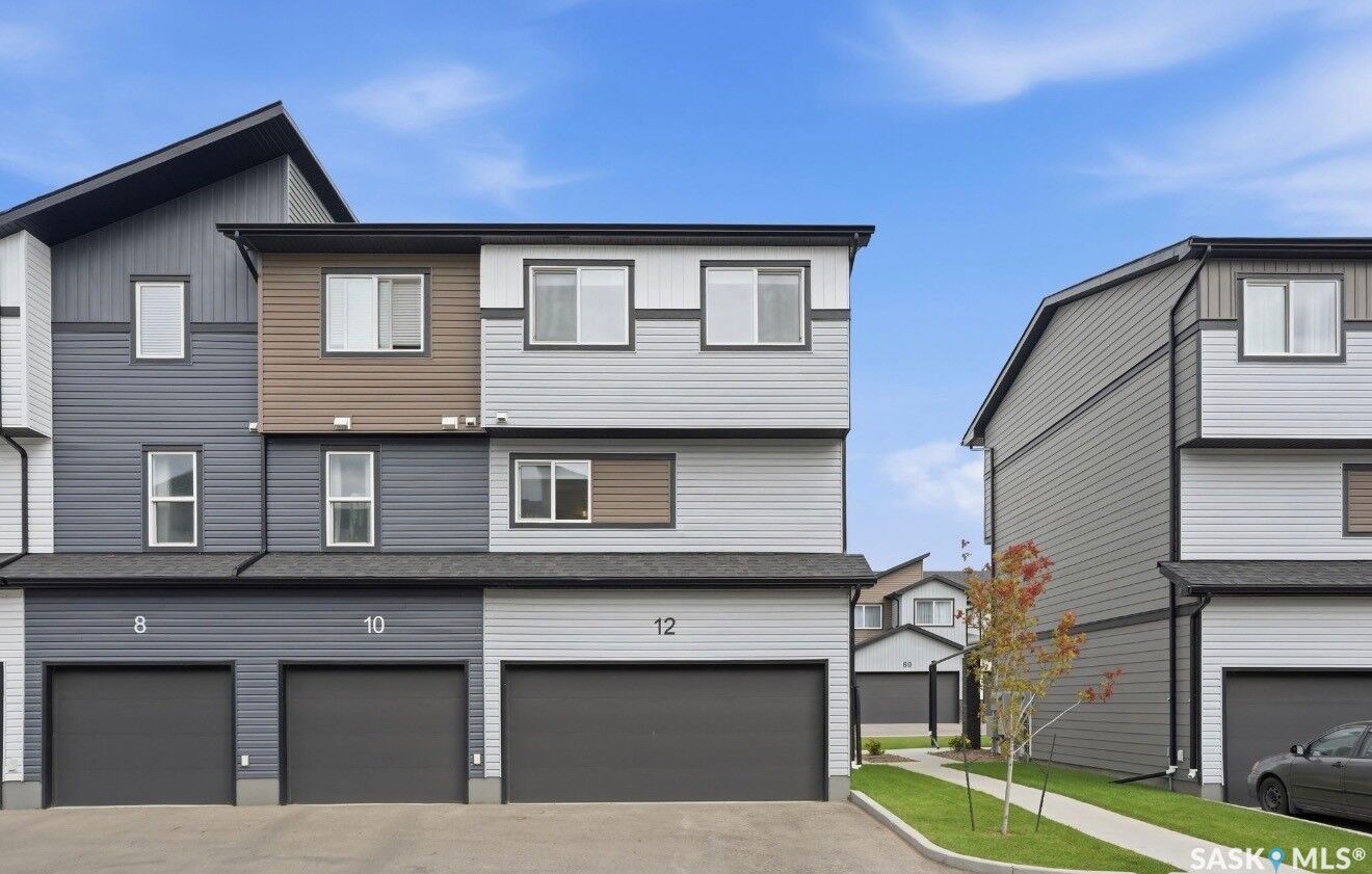 Property Photo:  651 Dubois Crescent 12  SK S7V 0R3 