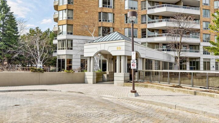 Property Photo: 89 Skymark Drive 2211 ON M2H 3S6