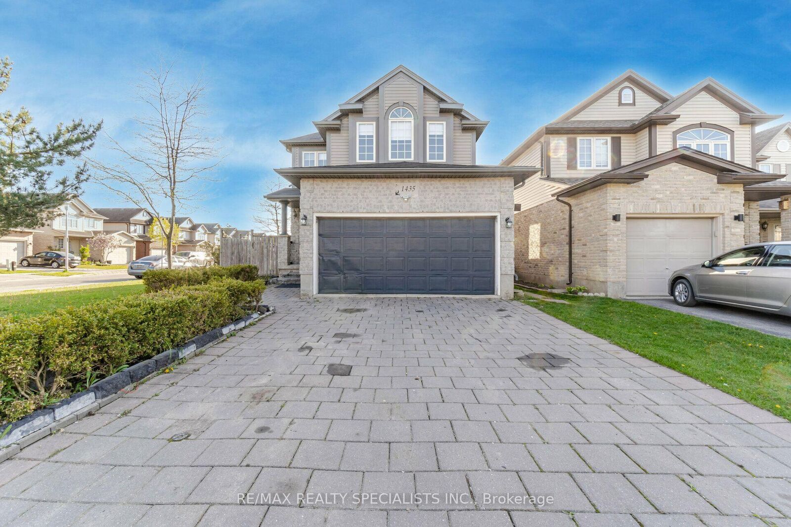 Property Photo: 1435 Mickleborough Drive ON N6G 5R5