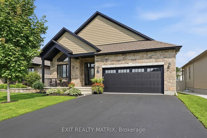 Property Photo:  2208 Catherine Street  ON K4K 0K7 